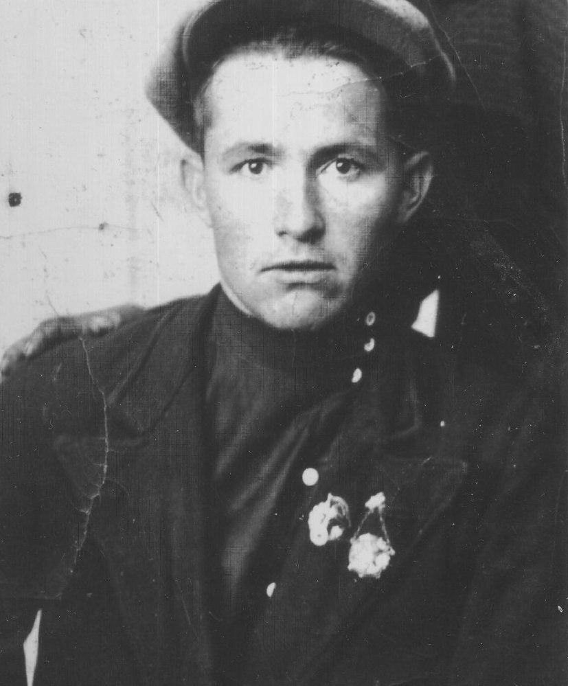  Виктор Иванович Иванов (1914 &ndash; 1944) 